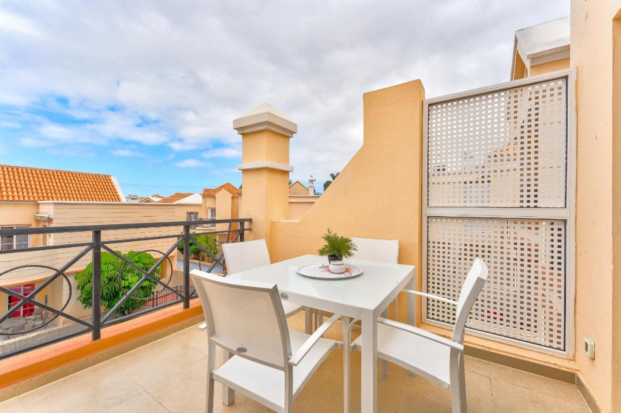 Yucca Park Apartment Адехе Екстер'єр фото